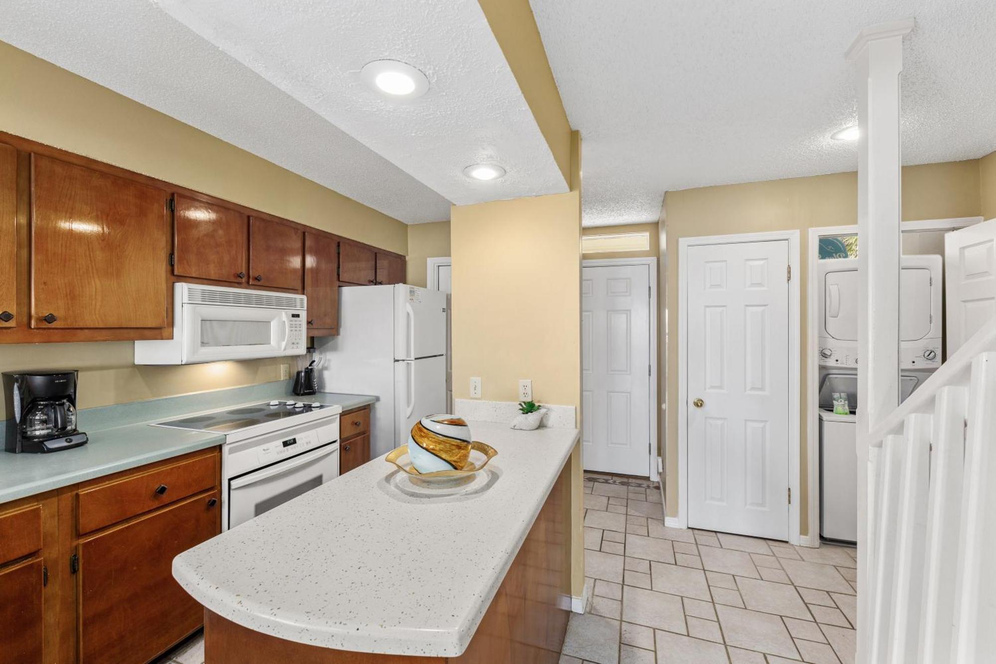 Breathtaking Views From Gulf Front 2 Bd / 3 Ba Townhome! Holiday home Panama City Beach