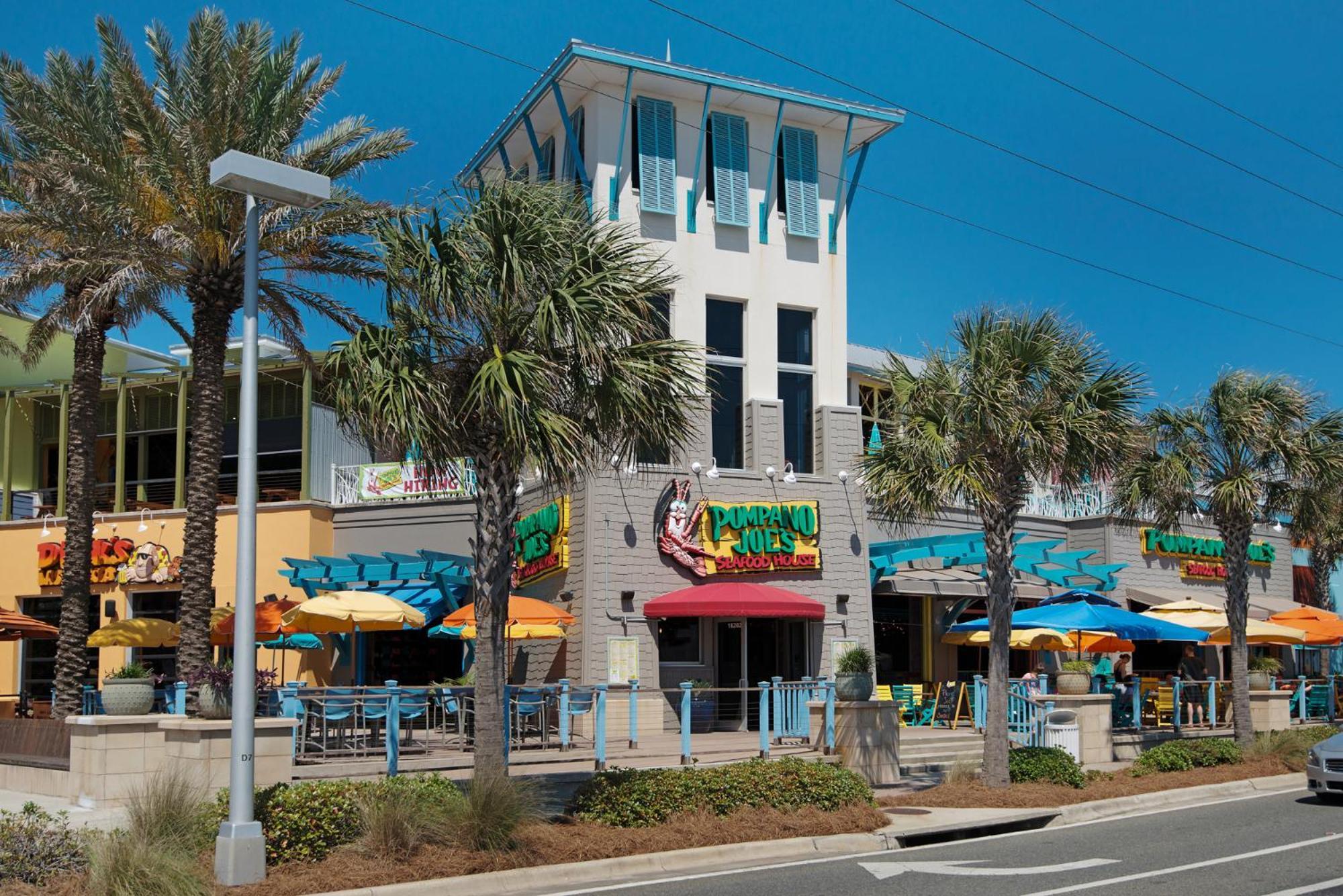 Breathtaking Views From Gulf Front 2 Bd / 3 Ba Townhome! Holiday home *